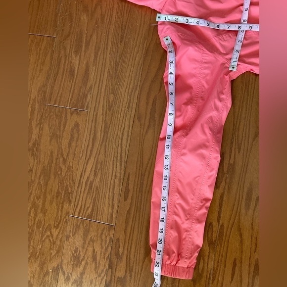 Like new, Lauren James wind/rain jacket Size Small - Picture 10 of 10